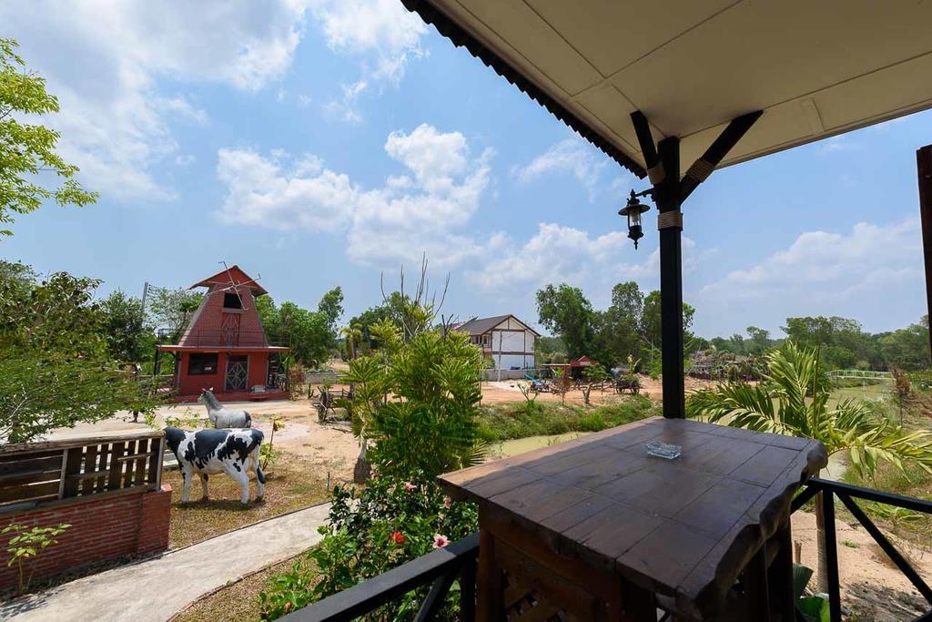 Cowboy Farm Resort Pattaya Ban Huai Yai Exteriér fotografie